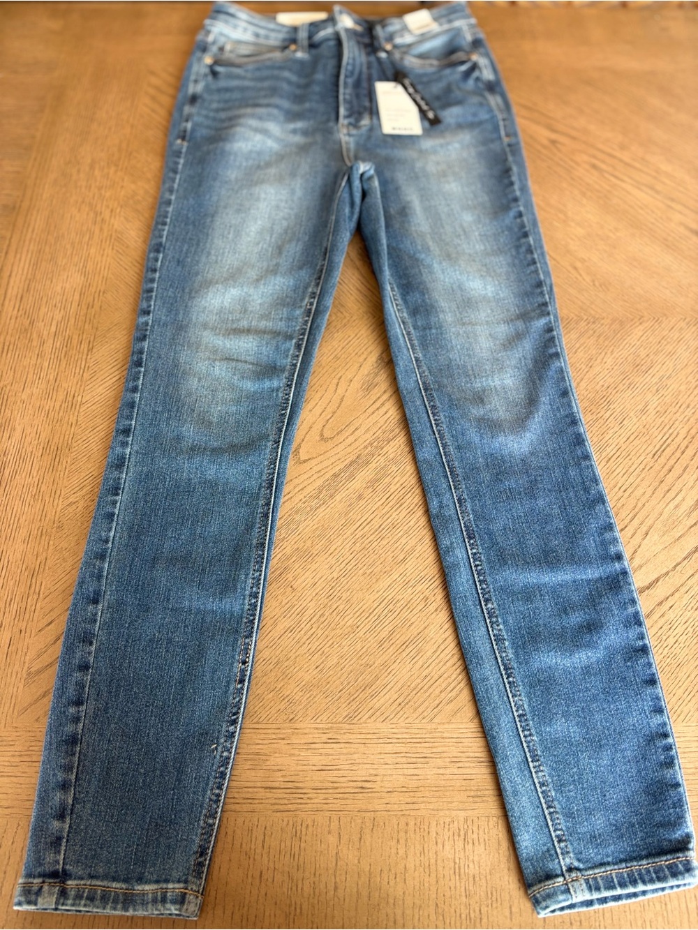 Judy Blue Medium Light Wash High Rise Jeans - Picture 5 of 12